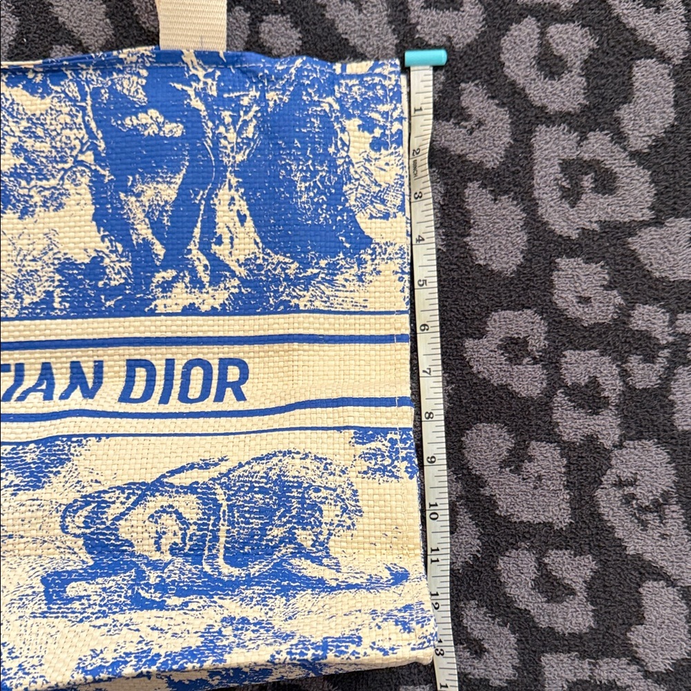 Christian Dior Beauty Dioriviera Straw Tote Bag - Picture 3 of 6